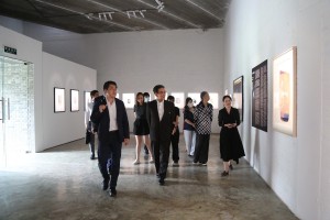 japanese_ambassador_Tarumi_Hideo_with_Rong_Rong_and_Qi_Yan_visit_Gioli_Show_at_3S_7july2021